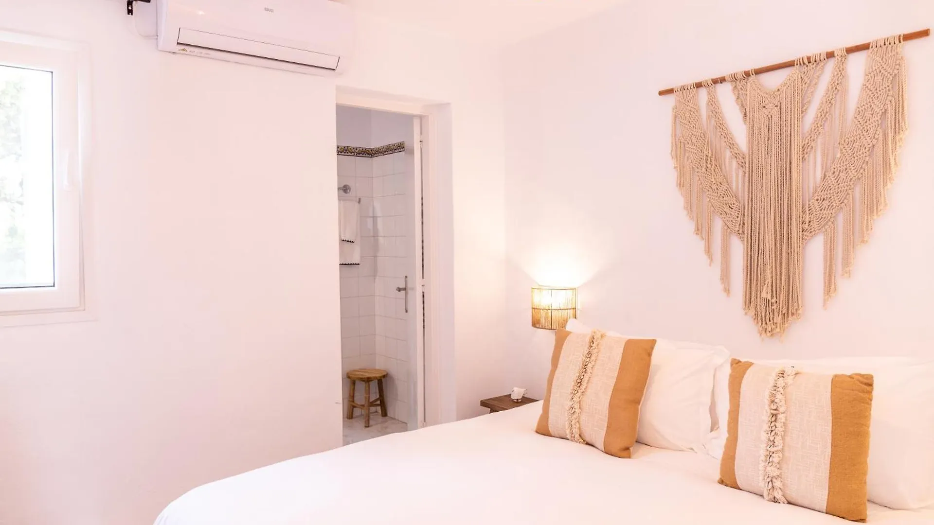 Unio Ibiza - Adults Only Otel Cala Vadella  4*, Cala Vadella (Ibiza) İspanya
